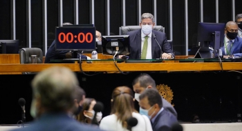 Câmara aprova PL que prorroga auxílio para o trabalhador cultural